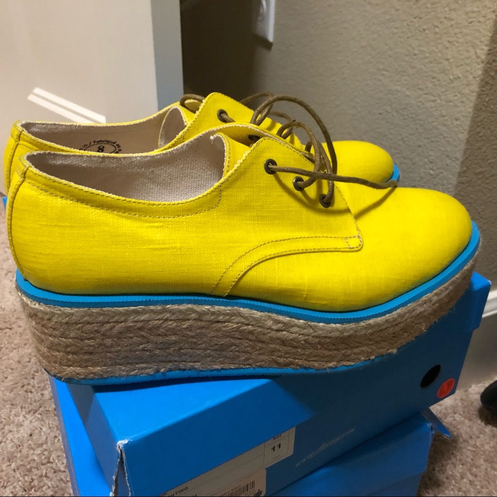 Shoe - Picture 6 of 8